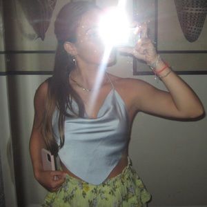 Meet your Posher, Laura